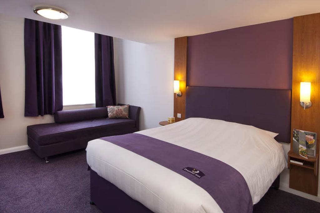 Premier Inn Edinburgh Central Bilik gambar